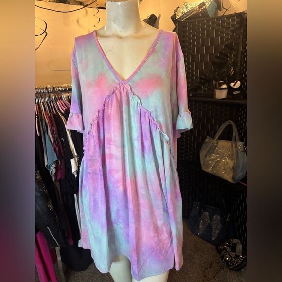 Heimish USA Tie Dye Flutter Sleeved Top - Picture 1 of 3